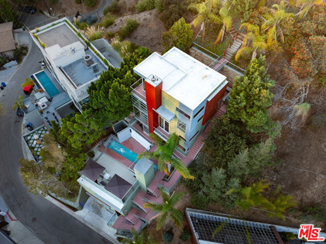 2738 Rinconia Drive, Los Angeles CA: https://media.crmls.org/mediaz/4ae3c615-0d44-4490-a1bf-3bd7c7edb2f8.jpg