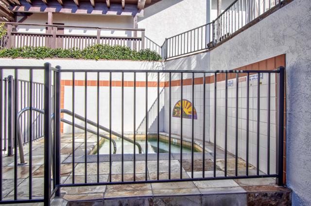 4034 Ampudia Street, San Diego CA: https://media.crmls.org/mediaz/4ae3da50-0805-4a07-b042-e287802cd191.jpg