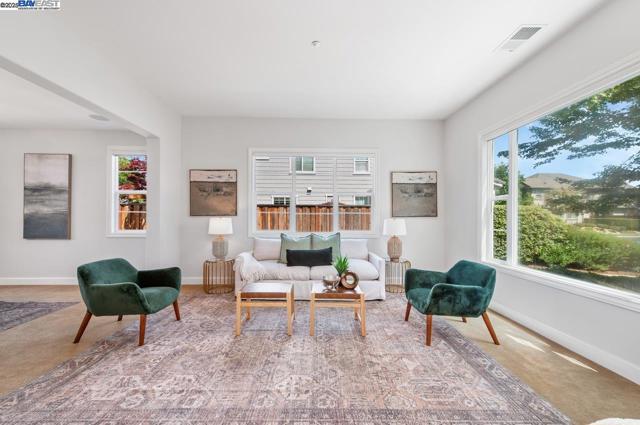 5640 Carnegie Way, Livermore CA: https://media.crmls.org/mediaz/4ae5d711-762a-4886-9d27-95f66c5faaeb.jpg