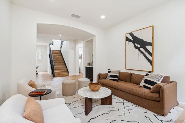 13133 Via Canyon Dr, San Diego CA: https://media.crmls.org/mediaz/4ae6acfc-5979-41d1-bdb1-6b4a25066cd3.jpg