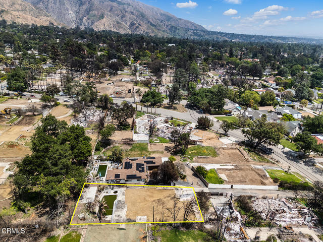 1137 E Mariposa St, Altadena CA: https://media.crmls.org/mediaz/4ae71560-6e93-4c2a-8c04-9bf22133dc01.jpg