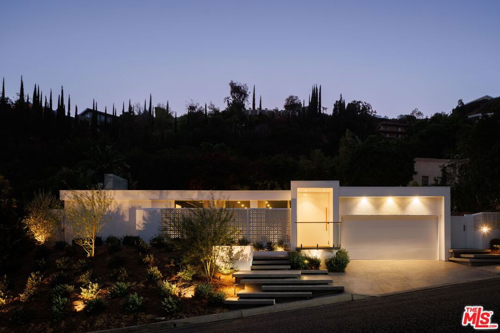 1479 Rising Glen Road, Los Angeles, CA 90069