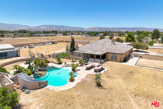 42094 W 21st Street, Lancaster CA: https://media.crmls.org/mediaz/4ae8e18d-ced5-4dac-9d86-23f7d2be167e.jpg