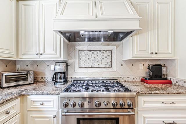 12308 Crayside Lane, Saratoga CA: https://media.crmls.org/mediaz/4ae8e7d1-cbf8-4b61-8c00-567d83f8bf43.jpg