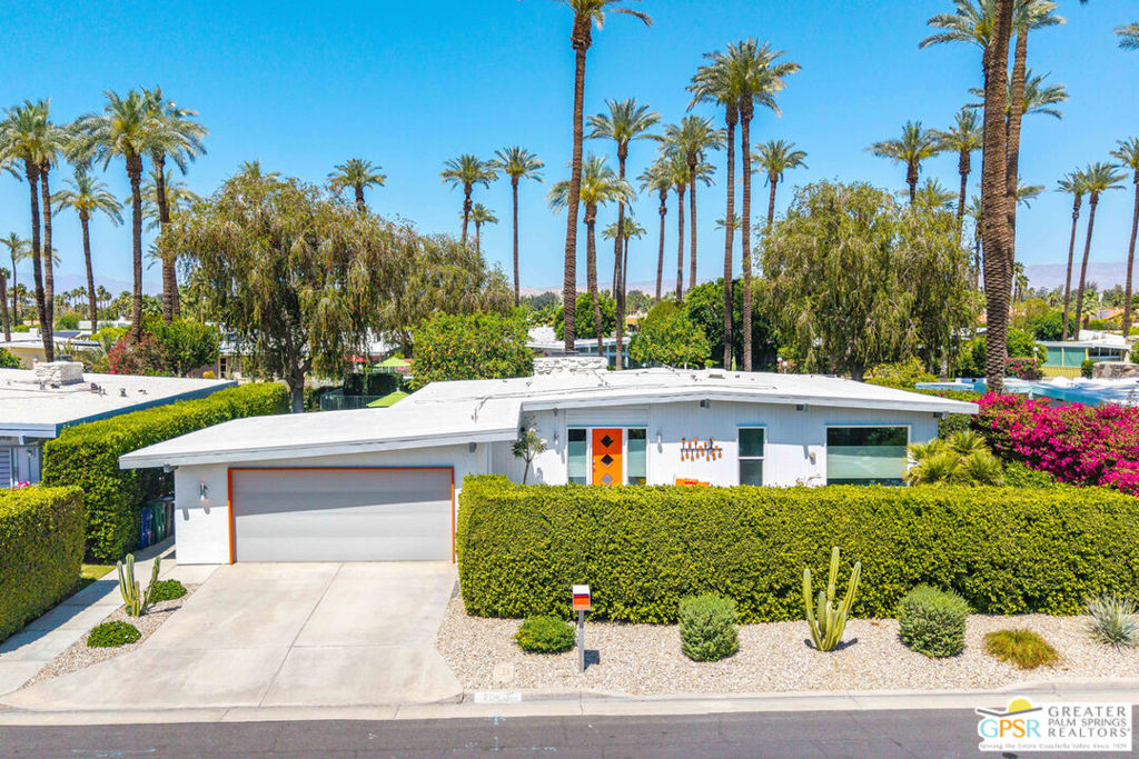 70436 Tamarisk Lane