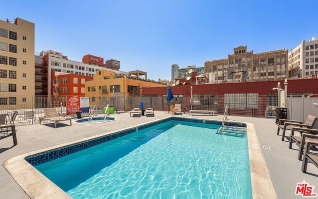 746 S Los Angeles Street, Los Angeles CA: https://media.crmls.org/mediaz/4aeafbf1-9347-4e2f-97ad-49fa5b3a01d2.jpg