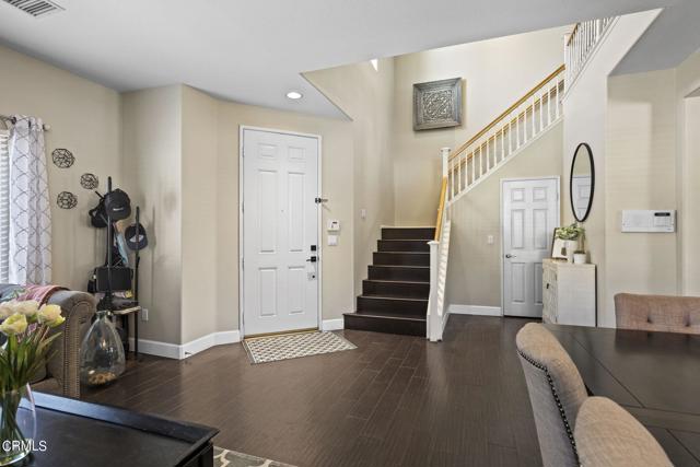 Detail Gallery Image 6 of 45 For 953 Catalano Ct, Fillmore,  CA 93015 - 5 Beds | 2/1 Baths