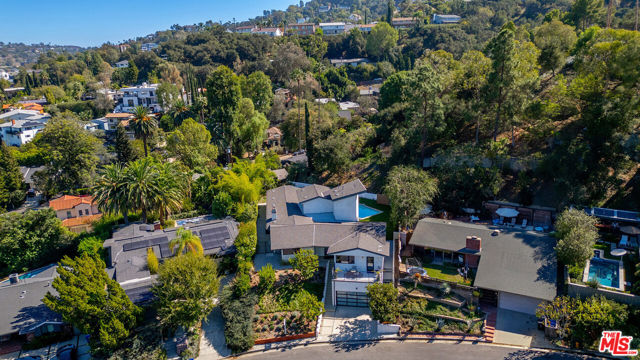 3658 Willowcrest Avenue photo 60