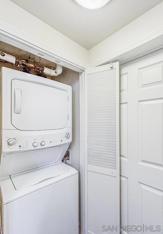 2400 5th Ave - photo 6