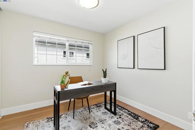 35458 Orleans Dr, Newark CA: https://media.crmls.org/mediaz/4aef422d-b15e-4348-b7a8-fffecc2b5a23.jpg