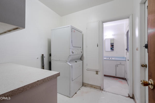 Detail Gallery Image 14 of 57 For 817 E Mountain St, Glendale,  CA 91207 - 5 Beds | 4/1 Baths