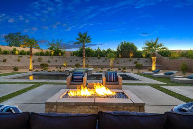 74425 Zeppelin Drive, Palm Desert CA: https://media.crmls.org/mediaz/4af1a83b-a38a-47ed-9091-15c96efe8479.jpg
