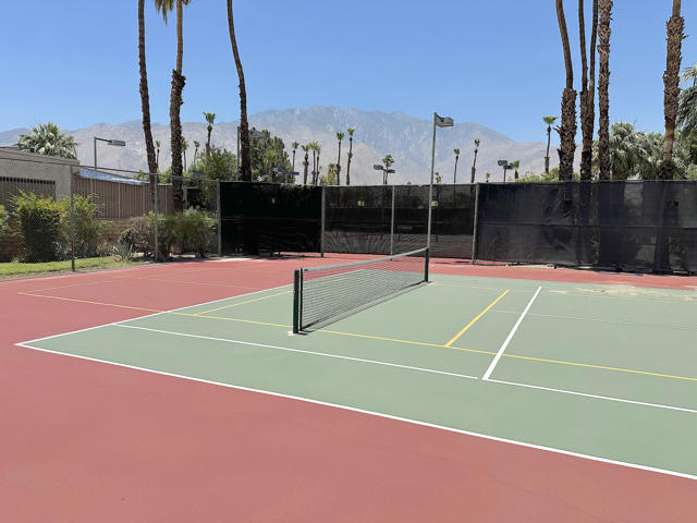 Image 52 of 56 For 1679 Sunflower Court