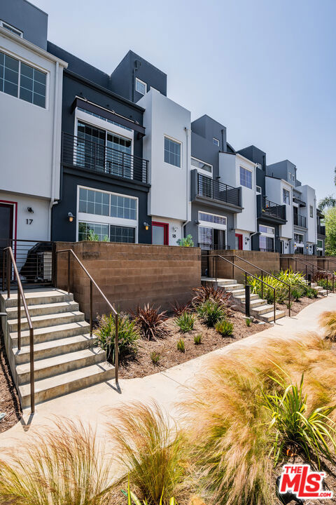 5300 Playa Vista Drive, 18 photo 2