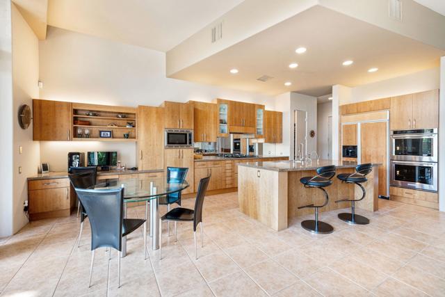12 Boulder Lane, Rancho Mirage, CA 92270