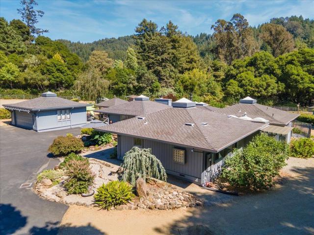4711 Old San Jose Road, Soquel CA: https://media.crmls.org/mediaz/4af44db6-7ccd-4a9d-8df5-a20cd719ebe6.jpg