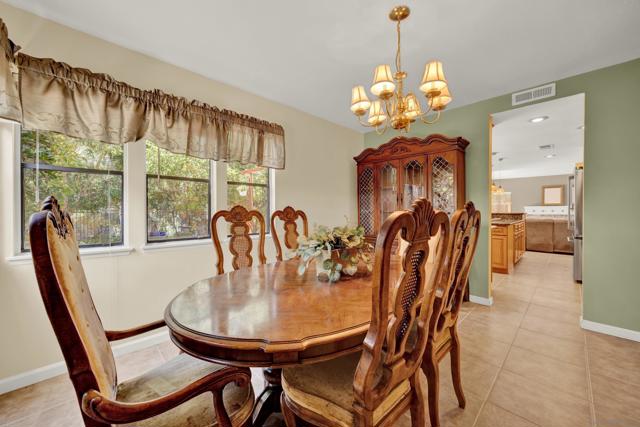 2010 Palsero Ave, Escondido CA: https://media.crmls.org/mediaz/4af4c2e5-f533-4d3a-ba52-84170a783b8c.jpg