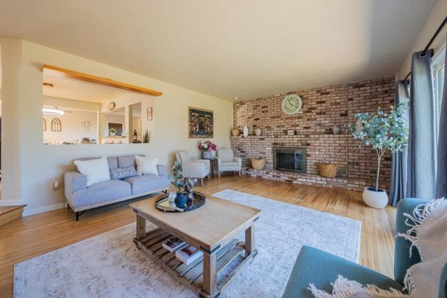 9919 Mimosa, Salinas CA: https://media.crmls.org/mediaz/4af54bc0-5b28-420b-adc0-a9af2d5557c9.jpg