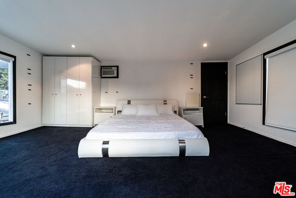 MLS #25617475 image #15