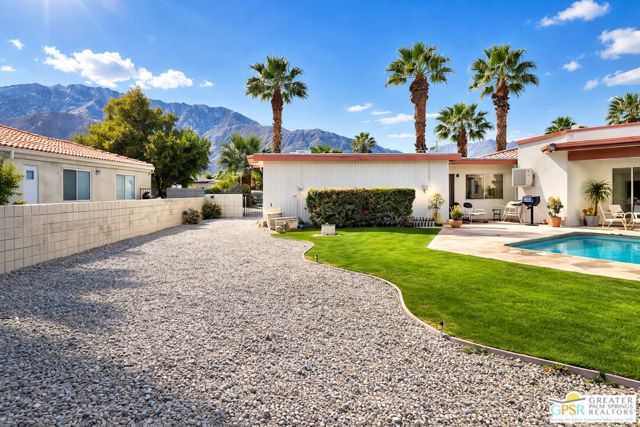 3060 N Farrell Drive, Palm Springs CA: https://media.crmls.org/mediaz/4af5a828-dad4-462c-9650-c1fd50a3b0f0.jpg