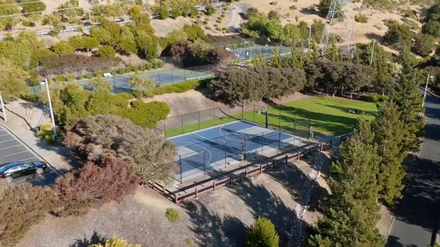 22659 Canyon Terrace Drive, Castro Valley CA: https://media.crmls.org/mediaz/4af695b2-2d32-453c-9170-64a1b0e09ed0.jpg
