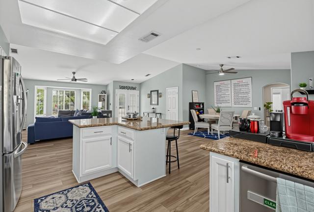 44795 Cabrillo Avenue, Palm Desert, CA 92260