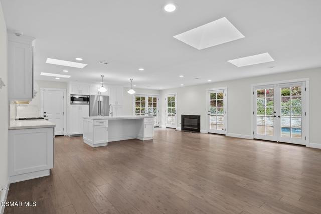 919 Aleeda Lane, Santa Barbara CA: https://media.crmls.org/mediaz/4af7cb88-756a-415c-a3e4-b9ef713bc85f.jpg