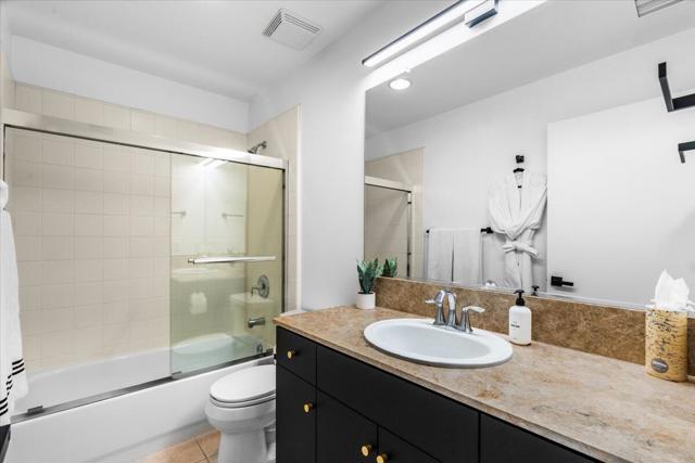 3552 Melody Lane, Palm Springs CA: https://media.crmls.org/mediaz/4af7dd4c-51f5-4052-8e01-7e3422929d85.jpg