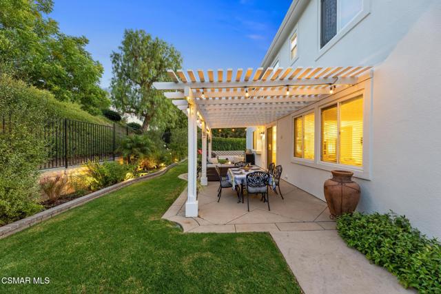 3306 Rising Star Avenue, Simi Valley CA: https://media.crmls.org/mediaz/4af8397c-2329-4467-80eb-19424f9872df.jpg