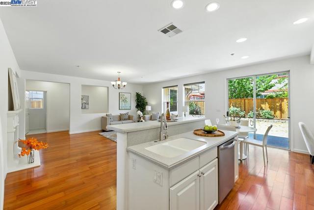 37420 Gillett Rd, Fremont CA: https://media.crmls.org/mediaz/4af86f8c-89b5-4fe3-a435-eb62ff7d578e.jpg