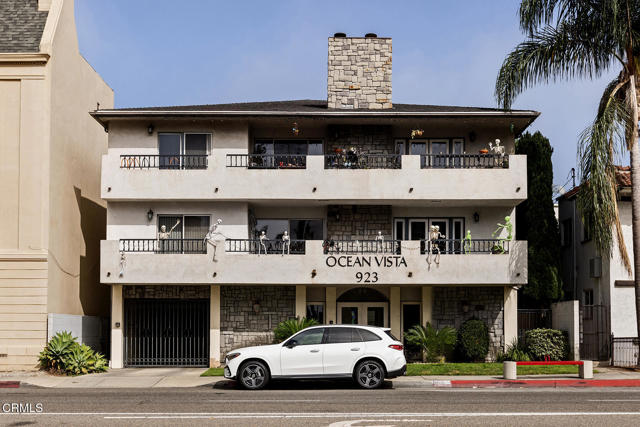 Detail Gallery Image 1 of 1 For 923 E Ocean Bld #2,  Long Beach,  CA 90802 - 2 Beds | 2 Baths