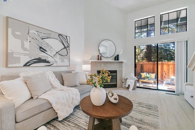 636 Praderia Cir, Fremont CA: https://media.crmls.org/mediaz/4afa9280-9a26-43b0-ae1c-d002ceb5cead.jpg