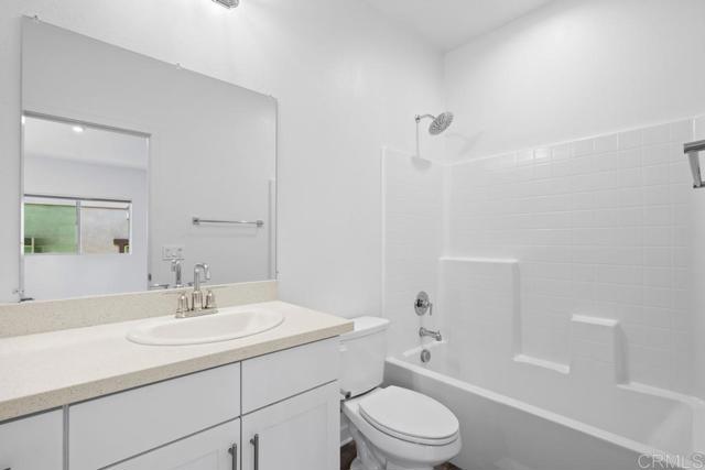 Detail Gallery Image 19 of 32 For 755 Anastasia Ct, El Cajon,  CA 92020 - 3 Beds | 2/1 Baths