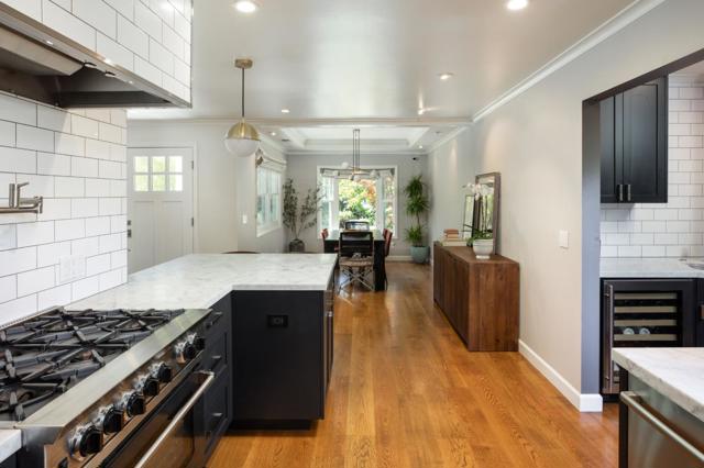 539 Bay Road, Menlo Park CA: https://media.crmls.org/mediaz/4afb82b8-f606-4c86-b594-2d242872a606.jpg