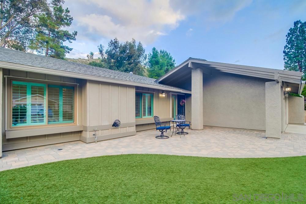 1461 Whitsett Drive