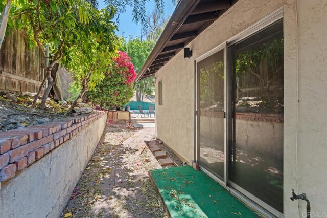 Detail Gallery Image 52 of 75 For 1975 Belmore Ct, El Cajon,  CA 92020 - 5 Beds | 3 Baths