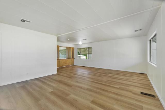 2097 Dalis Drive, Concord CA: https://media.crmls.org/mediaz/4b001d74-f616-47a0-877e-9275eeff8716.jpg