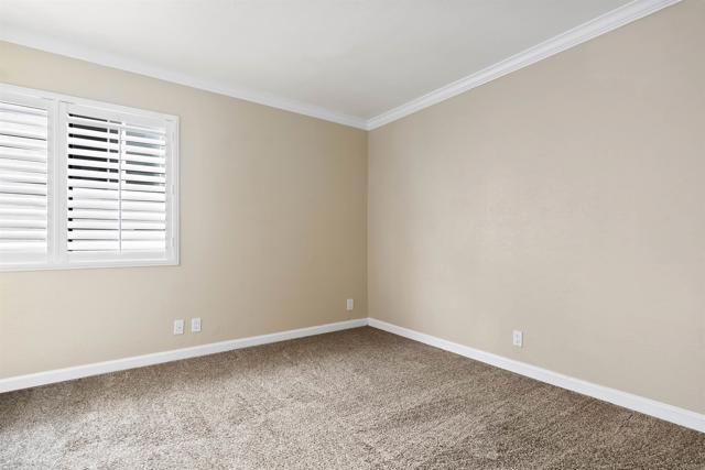 Image 18 of 27 For 4092 Riviera Drive 3