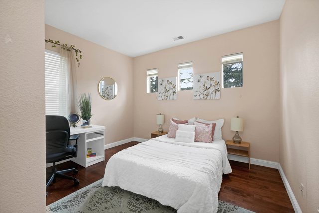 Image 24 of 44 For 327 Brookview Way