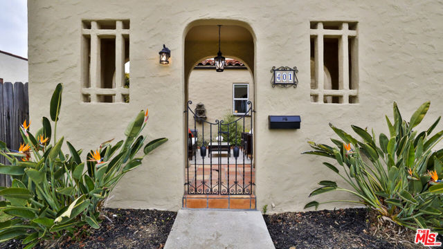 Courtyard Entry