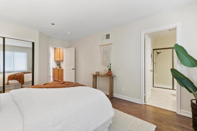 974 La Mesa Terrace, Sunnyvale CA: https://media.crmls.org/mediaz/4b00e7e6-9064-457f-9c59-37fdbba0295c.jpg