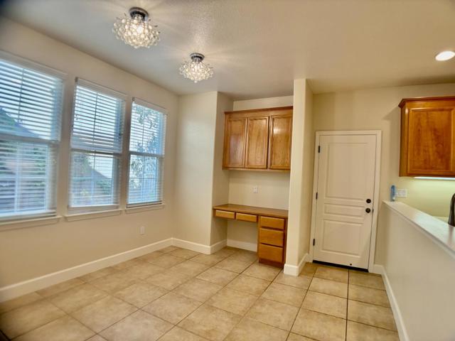 4280 Marston Lane, Santa Clara CA: https://media.crmls.org/mediaz/4b01e61f-7636-4bf3-920c-31f7b2c40c36.jpg