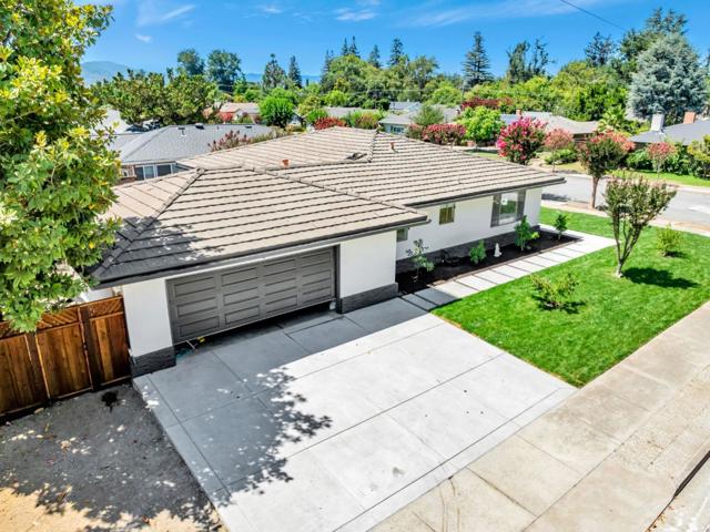 700 Eschenburg Drive, Gilroy CA: https://media.crmls.org/mediaz/4b02375c-029b-44e4-8868-1aae9fa399da.jpg