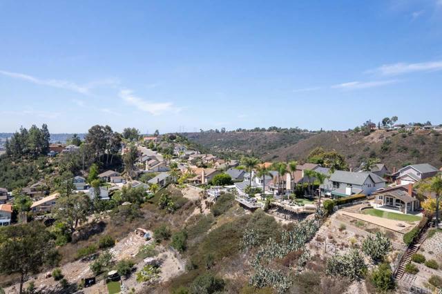 10667 Viacha Dr, Tierrasanta CA: https://media.crmls.org/mediaz/4b03046a-6cc7-4c58-b6ac-77263fdc8241.jpg