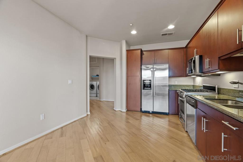 3687 4th Avenue - photo 20