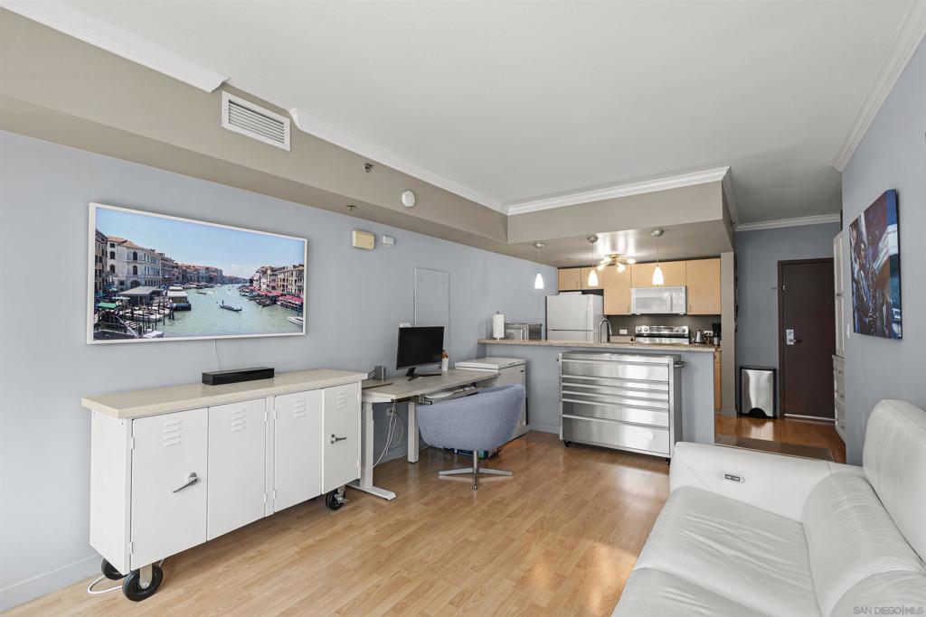 425 Beech - photo 11