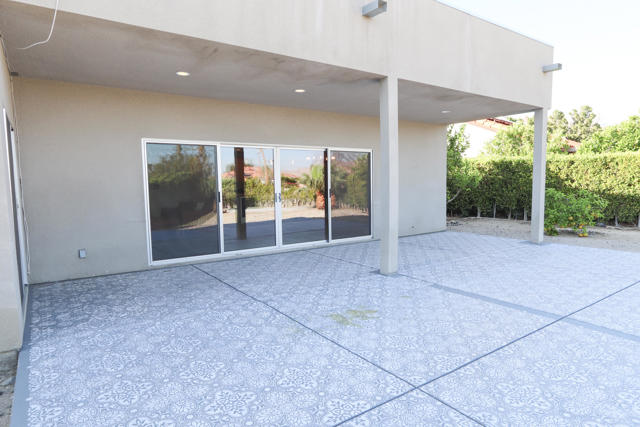 64977 Barnes Court, Desert Hot Springs CA: https://media.crmls.org/mediaz/4b048eff-f54c-4eff-9e27-af73c949e630.jpg
