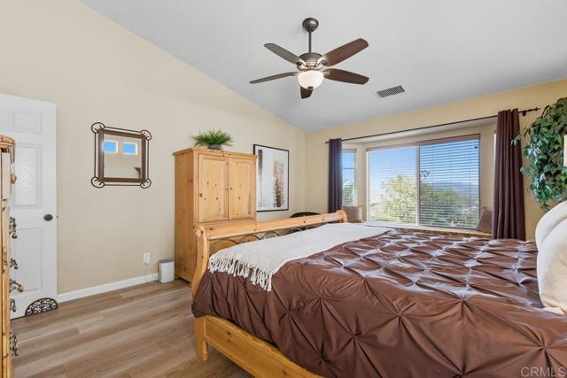 Detail Gallery Image 19 of 44 For 1814 Centennial Way, Escondido,  CA 92026 - 4 Beds | 3 Baths