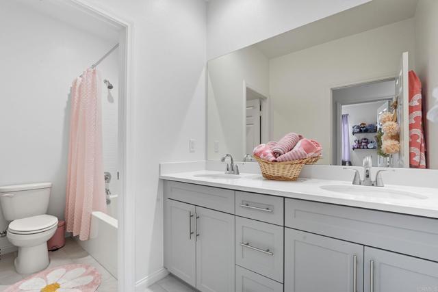 Detail Gallery Image 19 of 37 For 2607 Nanza, Spring Valley,  CA 91977 - 3 Beds | 2/1 Baths