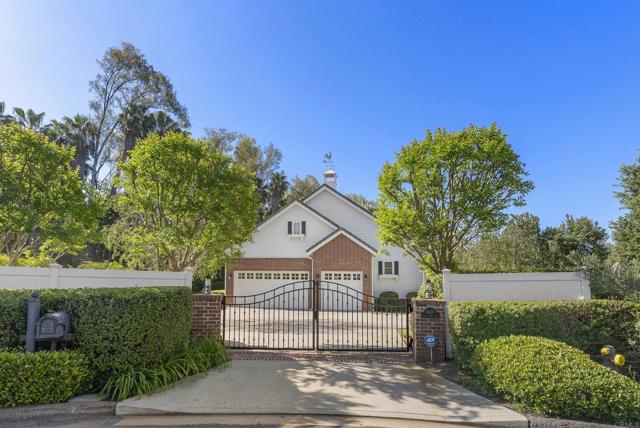 16631 Valle Verde Rd, Poway CA: https://media.crmls.org/mediaz/4b051c6d-0139-4d4b-b862-e4750c904a0b.jpg